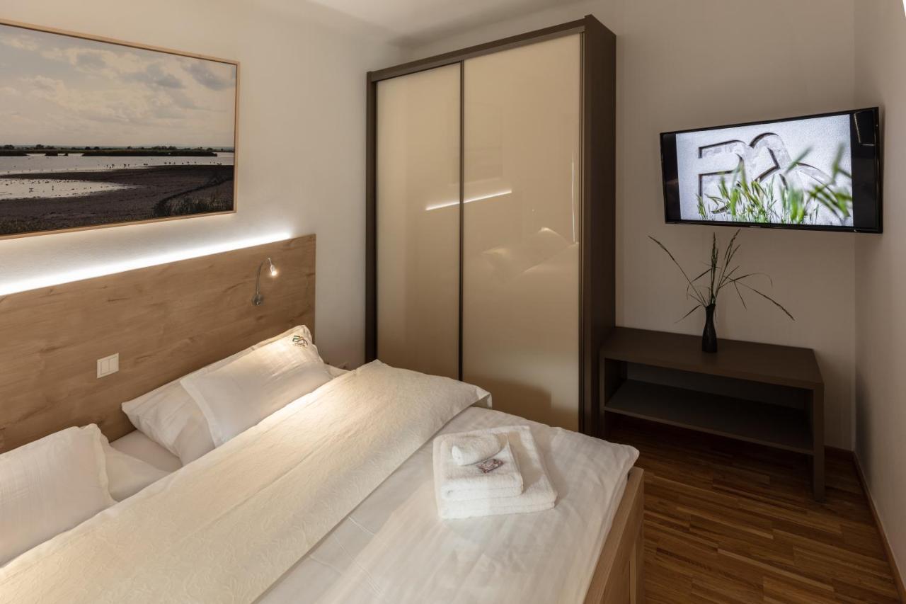 ניוסדיל אם סי Pannonia Appartements 2 מראה חיצוני תמונה